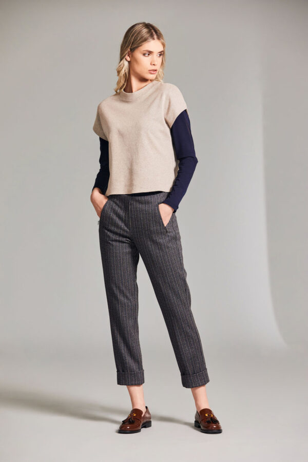 Peruzzi Jacquard Plain Top - Image 5